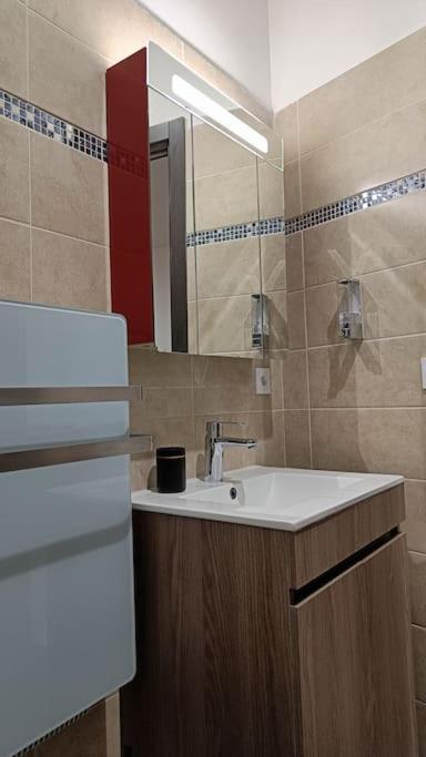 Appartement Confort Equipe Au Coeur De Beziers Béziers Exterior foto