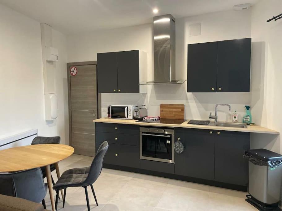 Appartement Confort Equipe Au Coeur De Beziers Béziers Exterior foto